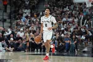 只要文班不在切特所向無敵 哈珀腿筋也傷是本場比賽轉折點