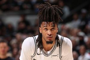 卡斯爾兩戰狂送20個失誤 刷新哈登創造的NBA歷史紀錄！
