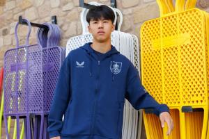 留洋英國(guó)！官方：19歲張家鳴加盟伯恩利，下賽季代表U21征戰(zhàn)PL2