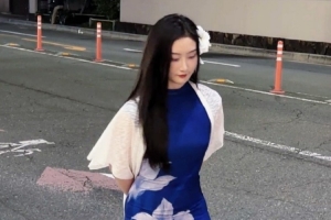KPL主持一雪發布隨拍：亂七八糟地活著 反而發現了好多有趣的事情