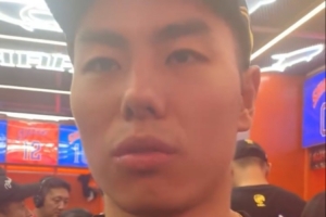 李添榮：奪冠是夢想照進(jìn)現(xiàn)實(shí) 隊(duì)里每個人都在為冠軍拼命