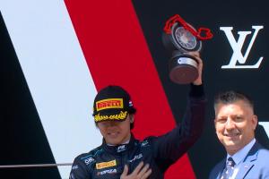 中國(guó)車手F3首勝！經(jīng)賽后判罰，謝詠霖遞補(bǔ)獲得F3摩納哥沖刺賽冠軍
