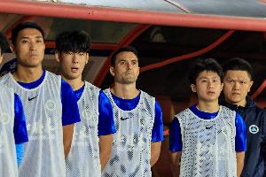 足球報：新鵬城所有內外援調整，須等待新帥完成評估后再確定