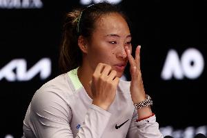 徹底迷失！鄭欽文連續(xù)兩站慘遭一輪游，本賽季戰(zhàn)績?yōu)?勝7負(fù)