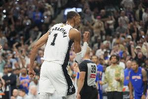 關鍵一戰！馬刺G3先發：福克斯、卡斯爾、瓦塞爾、尚帕尼、文班