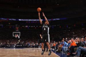 馬刺半場命中14記三分 創NBA總決賽單隊半場三分命中數新紀錄！
