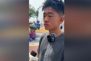 鄺兆鐳談足球小將奪冠：在歐洲拿冠軍很不容易，當(dāng)年我們也特困難