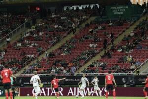 大片空座！記者曬圖質疑FIFA虛報韓國vs捷克上座人數：44985人？