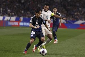 本田圭佑：我很擔心久保建英的傷勢，若他缺陣伊東純也將首發