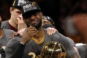 本地自家新秀率隊逆轉73勝球隊全票MVP 16騎的奇跡永遠無法被超越