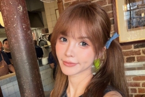 麥麥曬照：季軍已經很出色了，希望某天能再次捧起屬于CN的獎杯