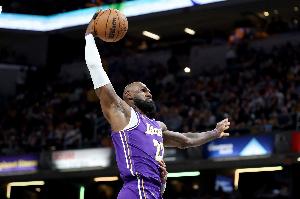 Shams：超過(guò)12隊(duì)對(duì)詹姆斯有意 里奇·保羅已在和有意的球隊(duì)會(huì)面