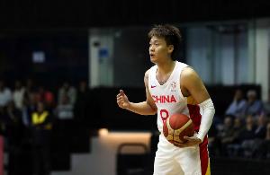 媒體人：中國男籃需1位既能組織又能強解的后衛 就像亞洲杯的趙睿