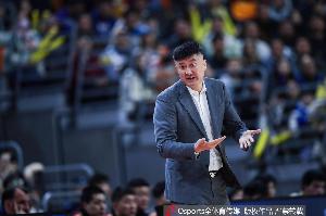 媒體人：杜鋒選擇休養(yǎng)可以理解 他不需要再在教練崗位上證明什么