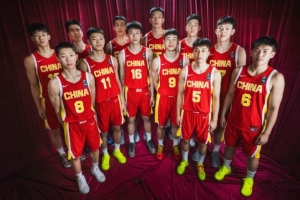 媒體人:國青有一些兼具天賦與潛質(zhì) 盼保持銳氣和努力早日為國效力