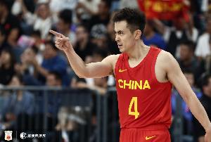 趙繼偉：很高興的是球隊在三天之內轉變態度 我們用防守帶動進攻