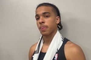 小邁克爾·布朗：NBA的球場比大學聯賽更大 隊友讓我的轉變很輕松