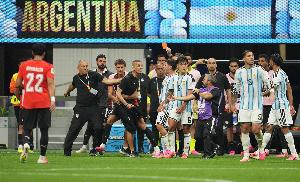 天空：埃及已針對判罰向FIFA正式投訴，要求將主裁萊特西耶除名