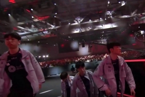 Faker：我們現(xiàn)在的競(jìng)技水平并不是很好，但我們是越來越強(qiáng)的隊(duì)伍