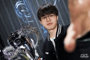 Xun生涯首次在BO5戰勝Kanavi，同時終結面對Kanavi的五連敗