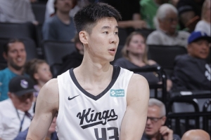 媒體人：郭昊文最后一場幾乎沒存在感 李賢重有可能拿到雙向合同