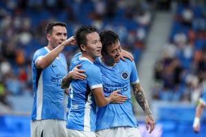 就在今天！新鵬城3-0西海岸結(jié)束2連敗&取得對西海岸隊史首勝