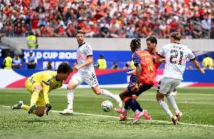 梅里諾兩次在世界杯淘汰賽替補出場打進制勝球，為歷史首人