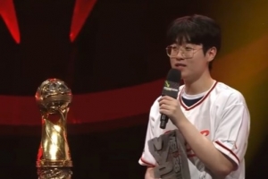 C麻了！決勝局賽事語音，Zeus：我不是叫你們別送了嗎！