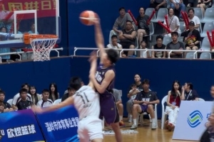 炸裂！浙BA預選賽 開場2分多鐘卓赫上演暴力暴力隔扣