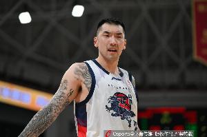 媒體人：山東以一年D類合同續約陶漢林 與高詩巖的續約還在談判中