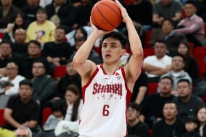 直播吧：山西男籃與于米提完成B類合同續約