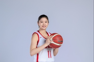 最后時(shí)刻連續(xù)拿分仍惜敗！李沅珊19中7得到17分4板 三分10中2