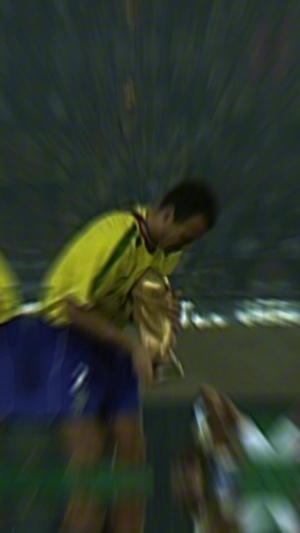 今晚誰捧杯？FIFA官媒：一條視頻看本世紀所有世界杯捧杯畫面