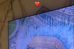 喬治娜曬觀看西班牙奪冠慶典照，并貼上紅色愛心表情??