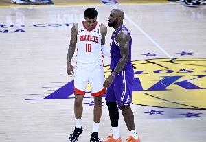 申京：季后賽關鍵失誤是噩夢 文班總決賽也犯了和小賈一樣的錯誤