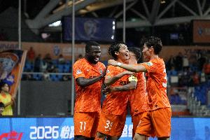 玉昆中超戰(zhàn)新鵬城三場全勝，這是他們對陣任何對手最長連勝紀(jì)錄