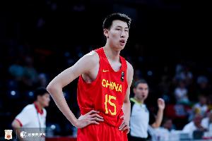 媒體人：郇斯楠第一個賽季要做足困難的準備 他成了普渡的第3中鋒