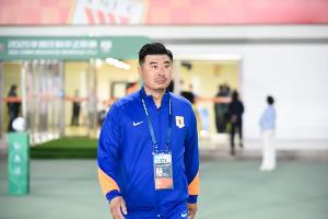 媒體人：韓鵬昨天提的辭職今天早上批的，泰山已經開始選外教工作