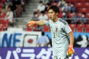 記者：圣吉羅斯放棄引進日本門將大迫敬介，選擇租借朗斯門將科菲