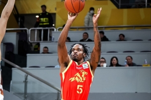 巴里·布朗CBA生涯至今榮譽：1次全明星 1次總冠軍 1次總決賽MVP