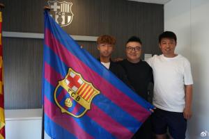 簽約拉瑪西亞！滬媒談14歲李昊炎：外界不該把他包裝成救世主