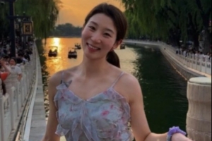 有點(diǎn)甜！北京女籃球員李一凡曬照：“橘子糖味”日落