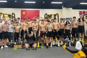 滿屏都是腹肌與胸肌！天津男籃封閉集訓成果展示