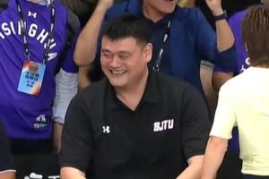 姚明笑嘻！金牛新星石奎被致命單斷 交大絕殺竟成“醫學奇跡” ！