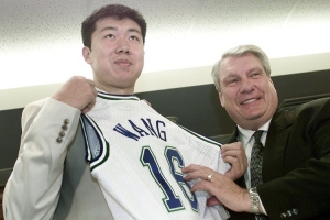 1999年選中王治郅！老尼爾森可謂大郅登陸NBA的伯樂與恩師