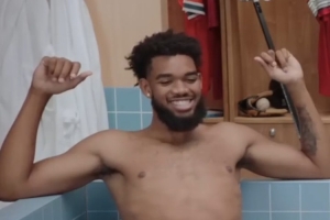 唐斯稱剛進NBA震驚天天飛客場 演員哈特玩梗：你是說老詹總走步？