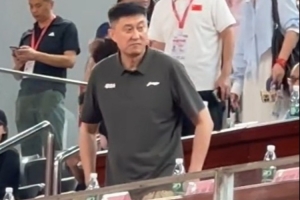 現場觀戰！中國女籃對陣尼日利亞女籃熱身賽 杜鋒落座主席臺
