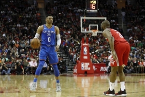 控衛之爭！美媒發問：威少vs保羅 誰擁有更出色的NBA生涯？