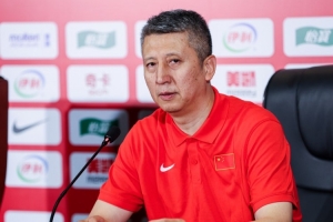 郭士強：要適應對抗強度 防守耐心要加強 楊瀚森晚一些跟球隊合練