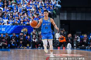 北京男籃官方：方碩將在新賽季暫別球隊 前往長沙勇勝征戰NBL聯賽